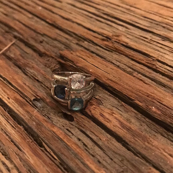 Lia Sophia gemstone ring - Picture 2 of 2